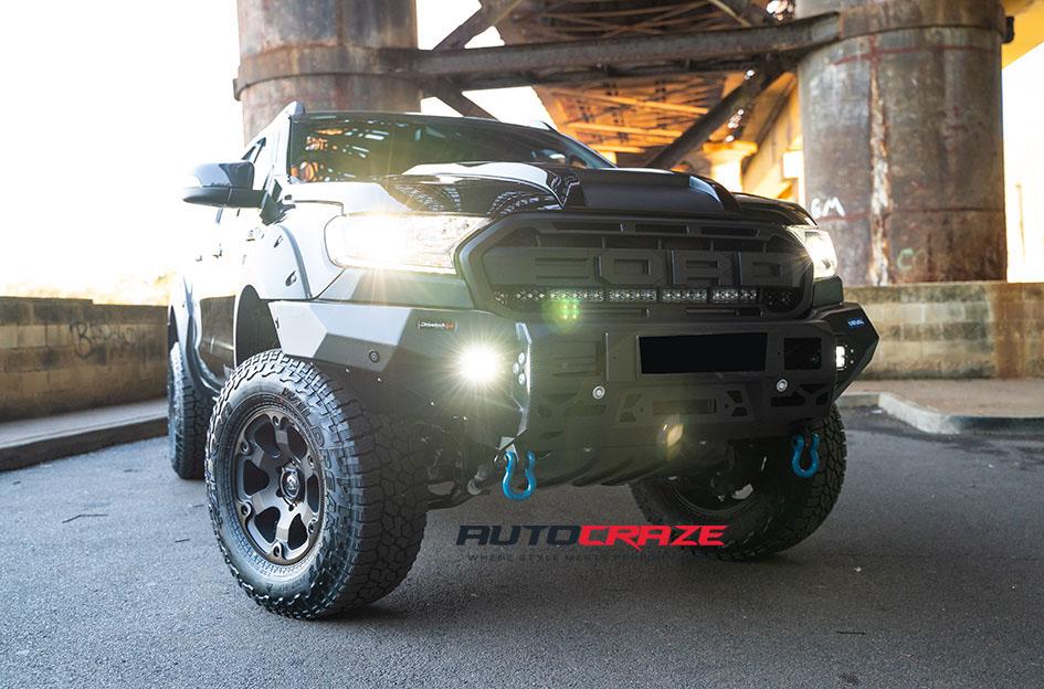 FORD RANGER BEAST BLACK MACHINED WITH DARK TINT